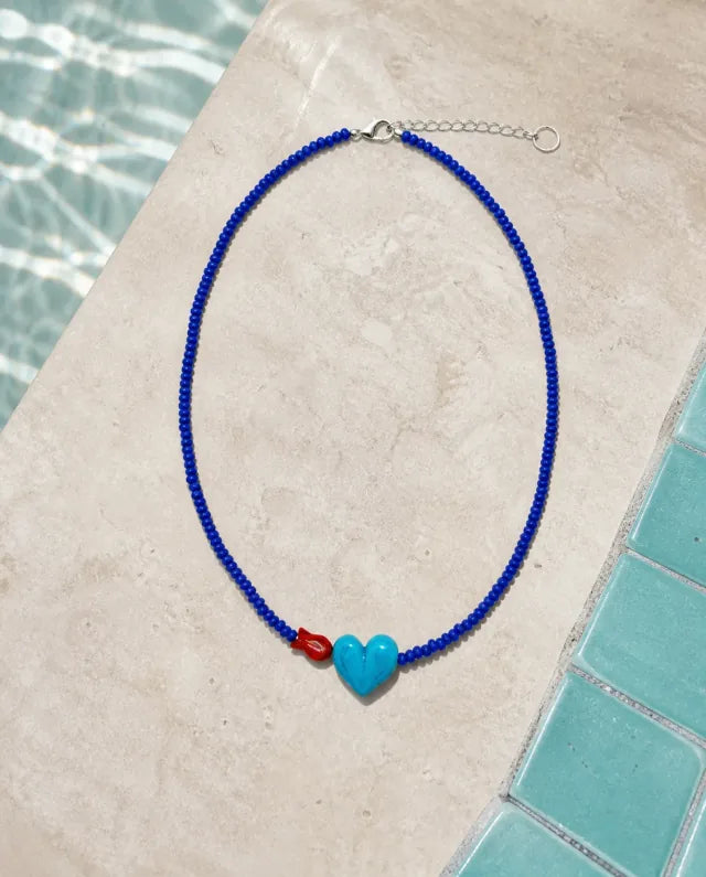 Corazón blue/red fish/opaque blue, handmade glass jewelry by Parcha