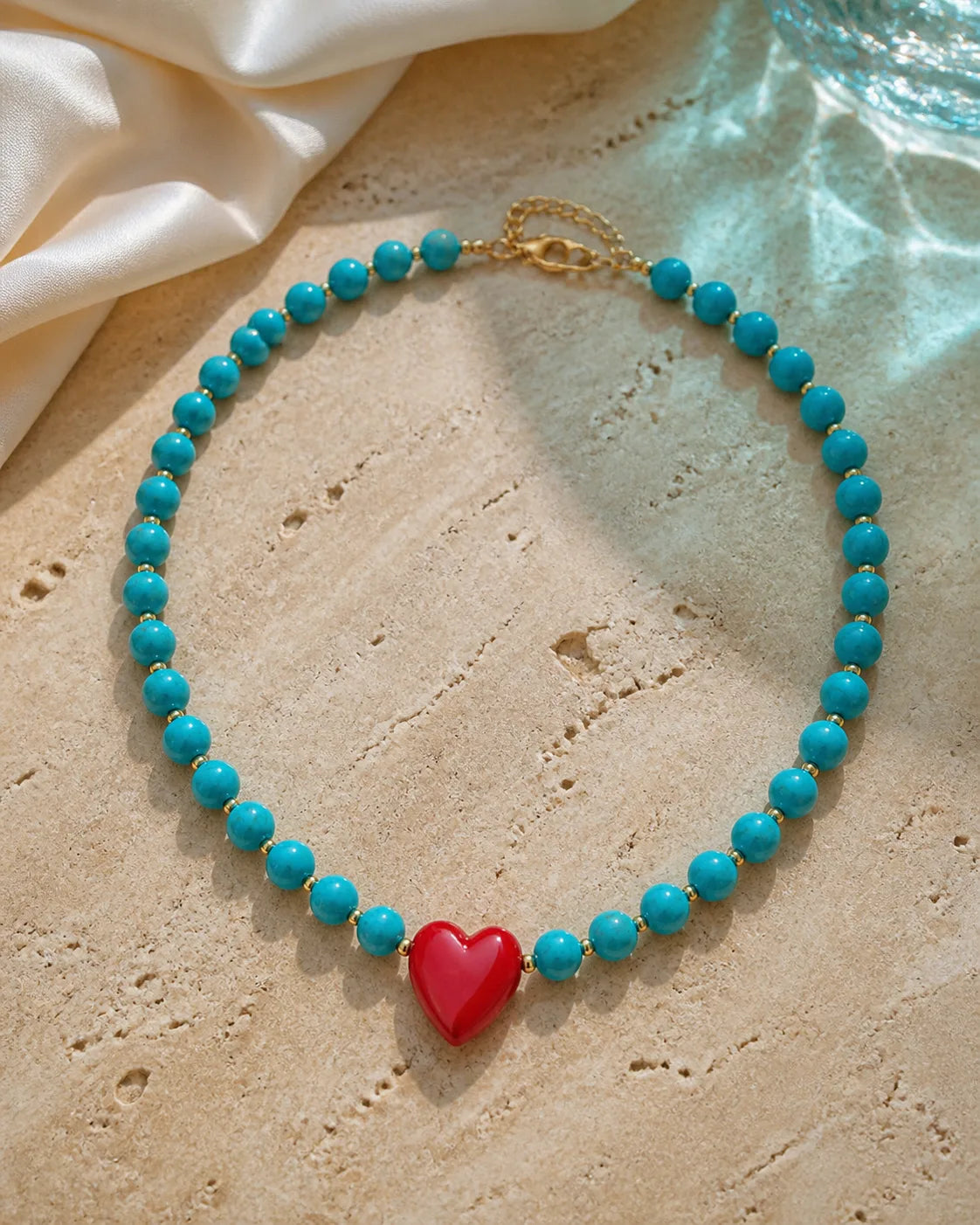 Corazón light blue gold, handmade glass jewelry by Parcha